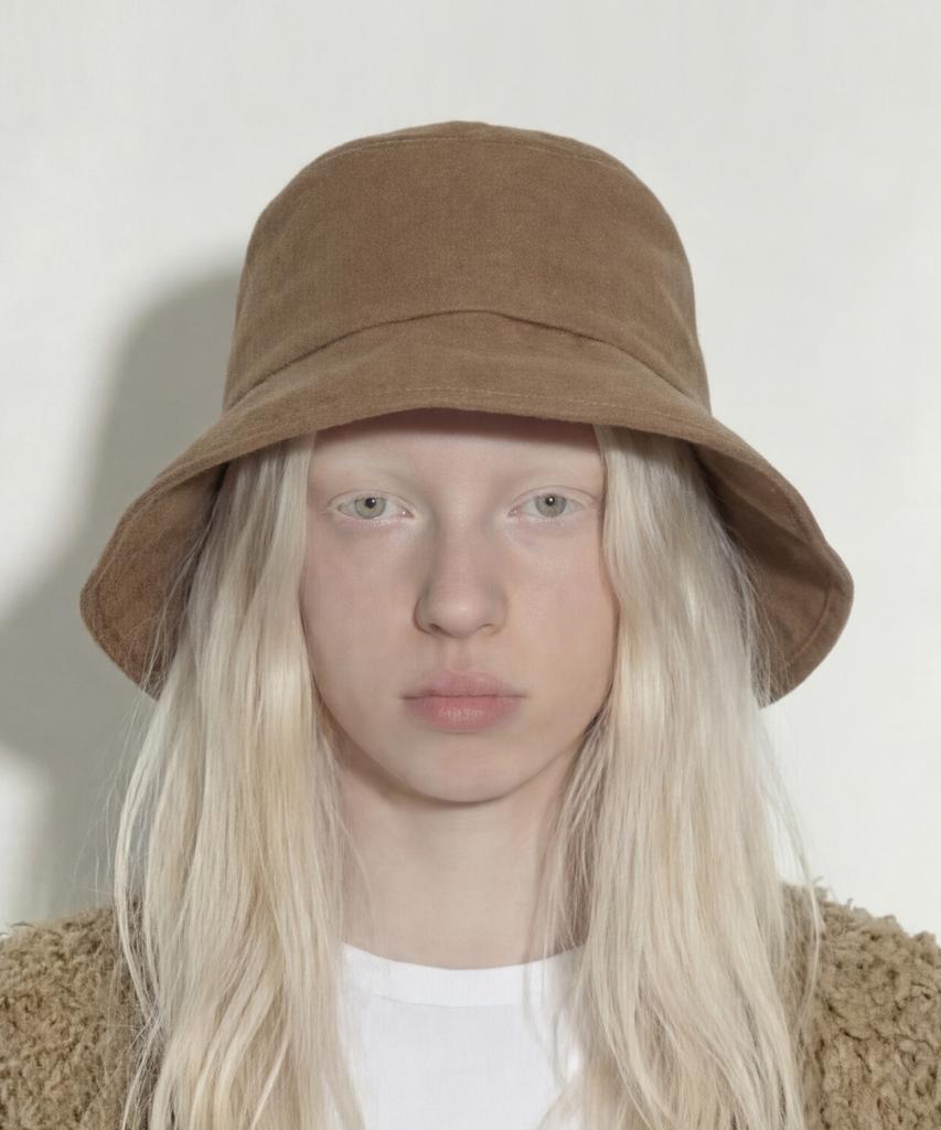 Eondeokeonteulolseutyudio Linen Bucket Hat Fold Bucket / Linen / From / S Camel