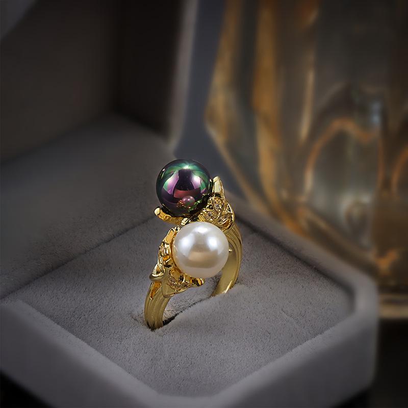 Baroque Pearl Ring for Women: Versatile High-End French Fashion