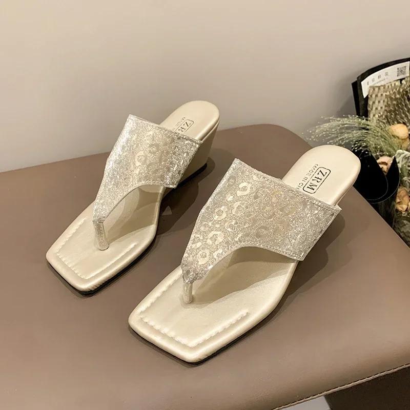 

Slippers Women Summer Shoes Rubber Flip Flops Low Pantofle Glitter Slides Square heel Big Size Hawaiian 2024 plus size 41 41 золотой