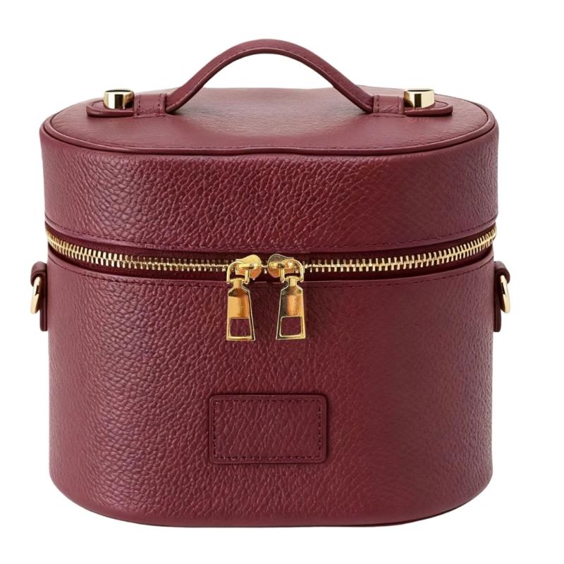 PU Leather Toiletry Organizer Bag Makeup Case with Carrying Handle And Zippered Cover Design for Cosmetic Storage Use