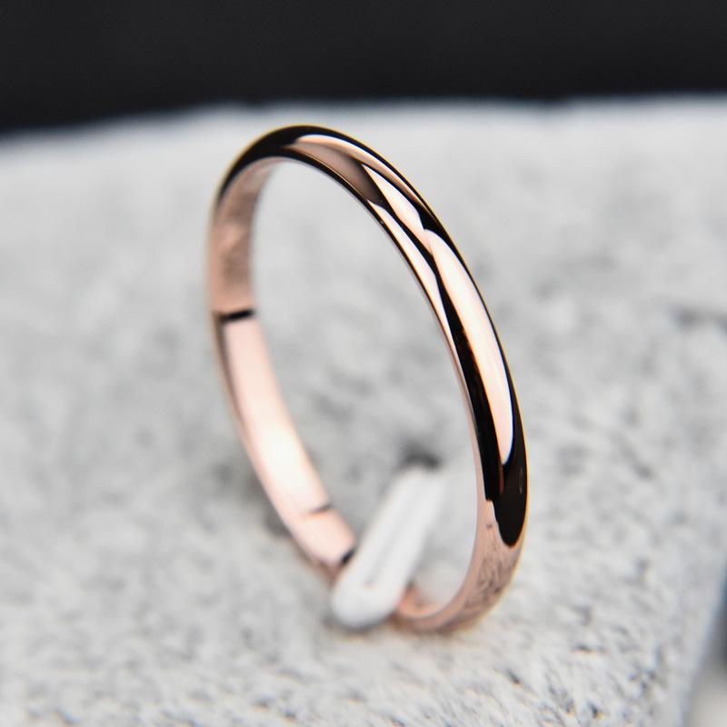 European and American Smooth Titanium Steel Simple Ring Simple Personality Light Luxury Couples Ring