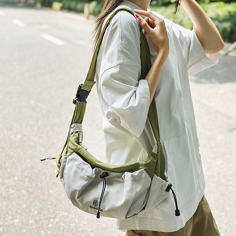 Women's Shoulder Bag Commuter Large Capacity Outdoor Crossbody Bag
