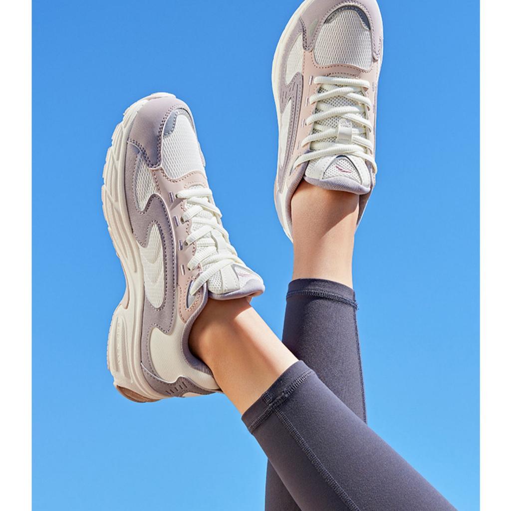 Anta AT954 Cushioning Slip Resistant Abrasion Resistant Low top Running Shoes Women's White Lotus Gray 122315503-6