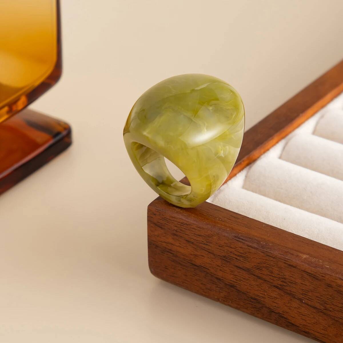 

SHIXIN 6 Colors Bohemian Thick Resin Acrylic Ring for Women Retro Smooth Geometry Curved Wide Knuckle Ring Fashion Jewelry 2026