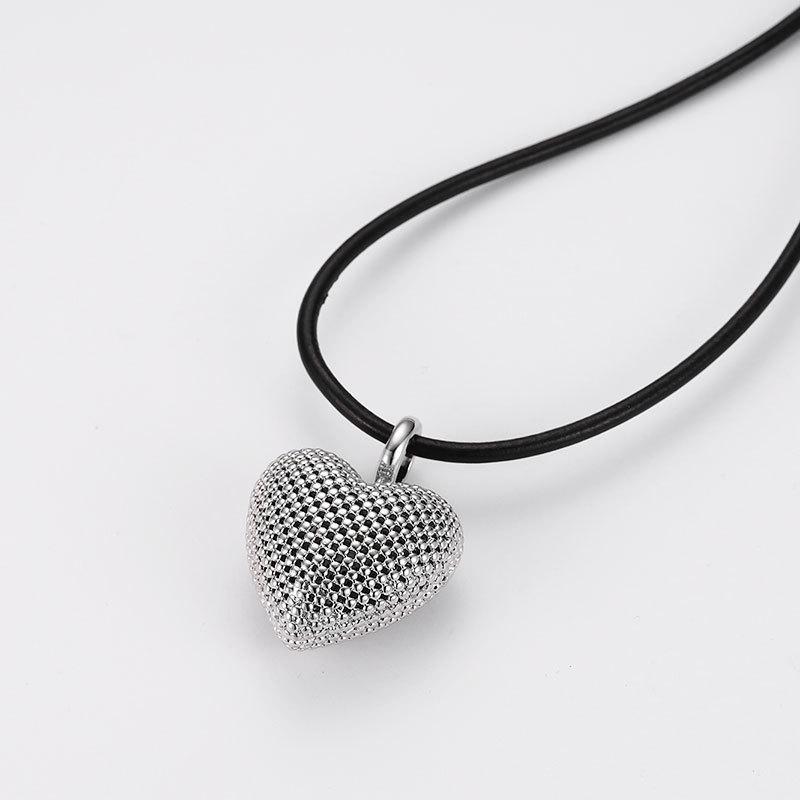 Hollow Ball Bead Love Heart Shaped Large Pendant Light Extravagant Personality Minority Senior Sense Jewelry Women