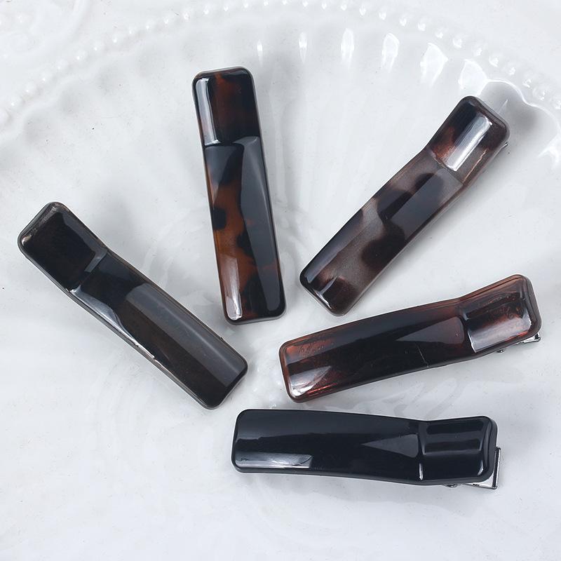 Elegant Acetate Rectangular Hair Clip for Women - Simple Updo Headdress