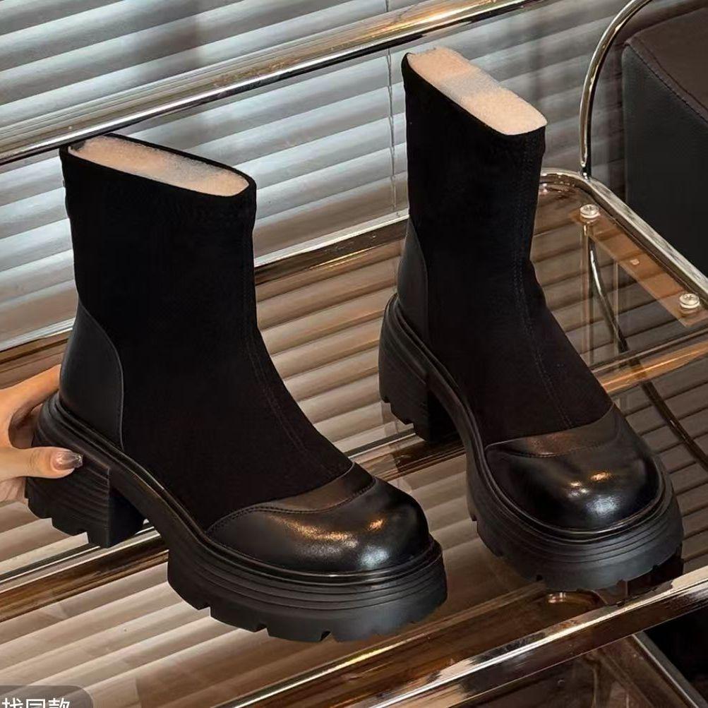 2025 Autumn/Winter Retro Women's Martin Boots with British Style, Chunky Heel Ankle Boots, Back Zipper, Height-Enhancing for Petite and Men