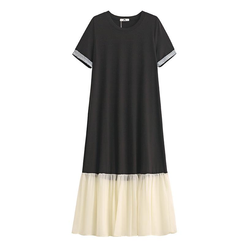 A New Summer Dress for Plus-size Women with A Stylish Color Contrast and Patchwork Style