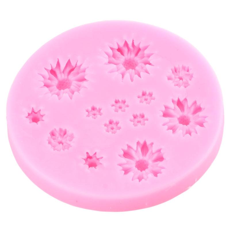 Daisy Wild Chrysanthemum Flower Silicone Mould DIY Cupcake Baking Moulds Daisy Fondant Mould Cake Decorating Tools Chocolate Candy Resin Mould
