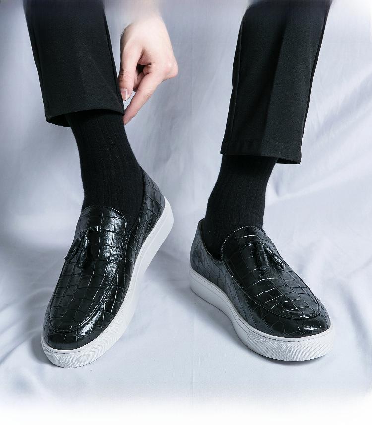 Men's Large Size White Crocodile Pattern Leather Loafers 45-47