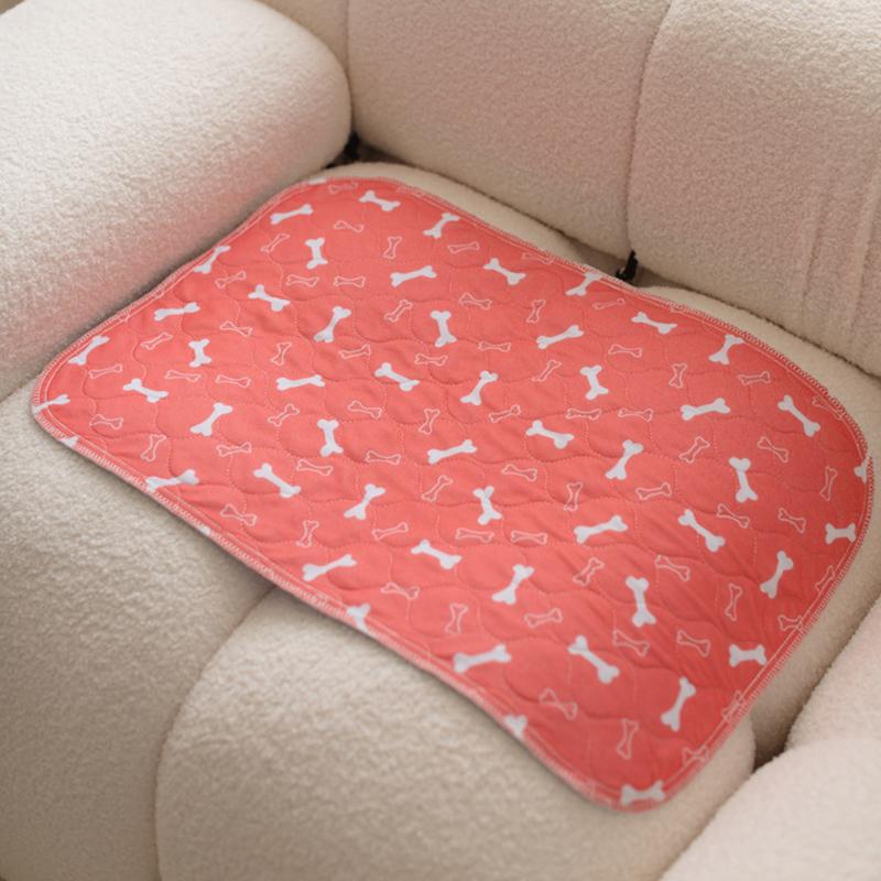 Welpenunterlagen mit Pheromonen, waschbare Welpenunterlagen, extrem strapazierfähige 4-lagige auslaufsichere Trainingsmatten mit rutschfester Unterseite