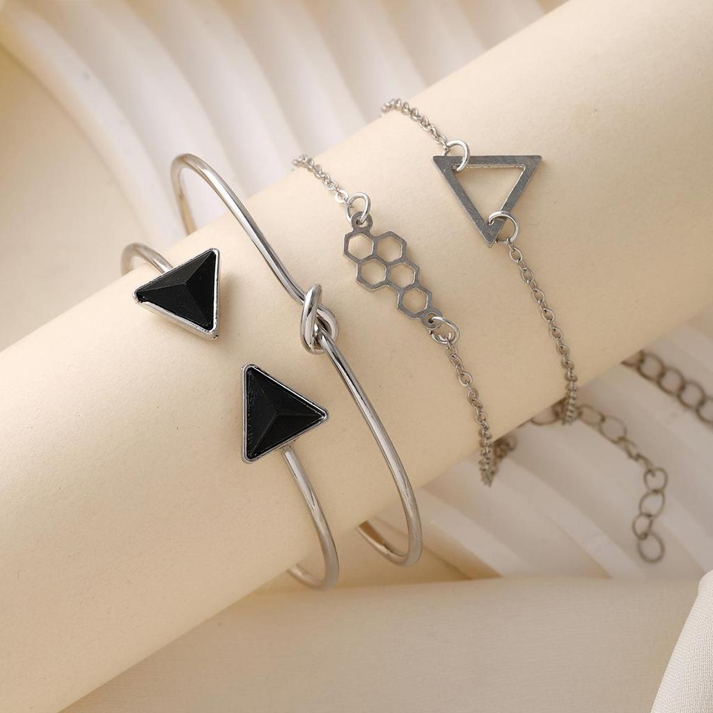 Women's Snake-Inspired Diamond Green Gem Bracelet Set: Four-Piece Cross-Border Jewelry Collection