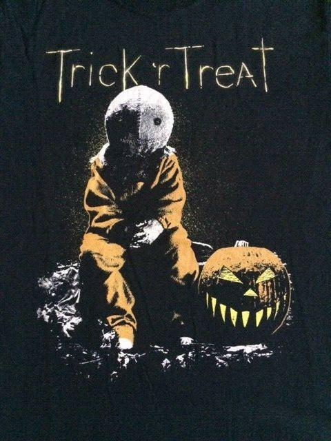 Trick r Treat Sam Sitting Black  T-shirt OOP Licensed  Unisex T-Shirt XL