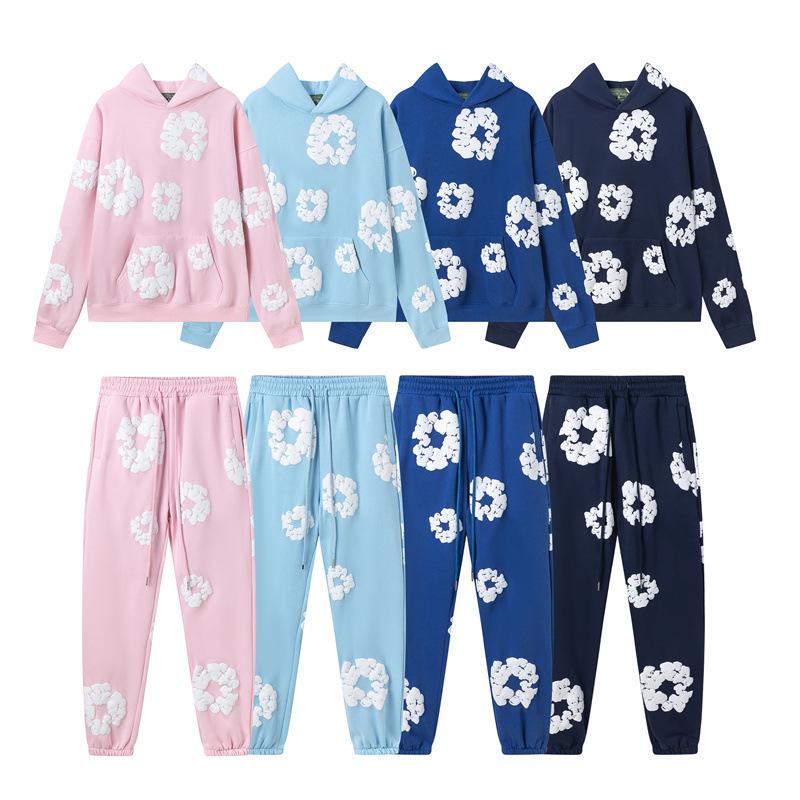New Trendy Short-sleeved Short-pants Set with Foam Printing - Suitable for Both Men and Women, for Casual Wear.