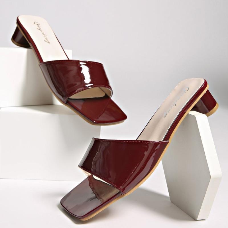 Fashion New Slippers Women's Fashion Open Toe Sandals Sexy High Heels Lady Slippers Low Heel Summer Sandals New Size