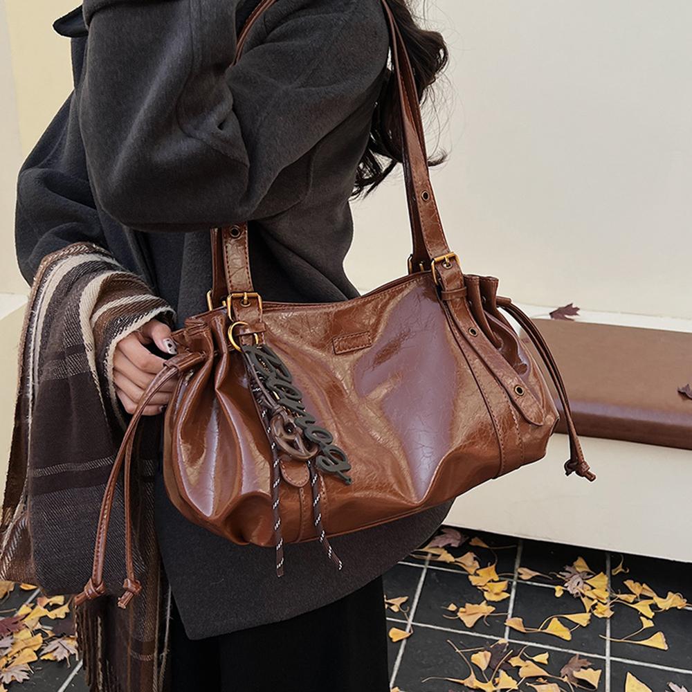 Glossy PU Leather Tote Bag Solid Color Big Charm Large Capacity Shoulder Purse Vintage Style Crossbody Bag for Women Daily Use