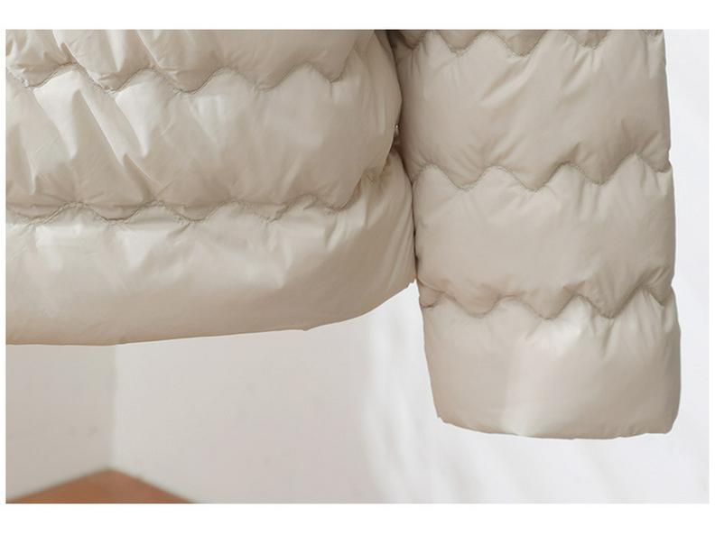 Women's Lightweight Down Jacket, Short Wave Pattern, Convertible Round/V-Neck, Warm for Autumn/Winter