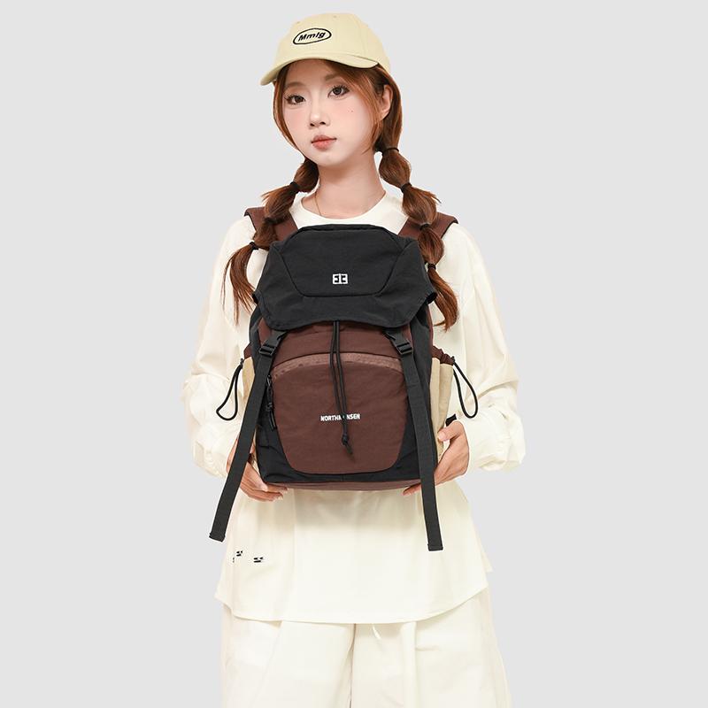 Mochila Impermeável para Caminhada na Faculdade - Bolsa de Trekking Leve com Alças Duplas para Esportes ao Ar Livre e Uso no Campus