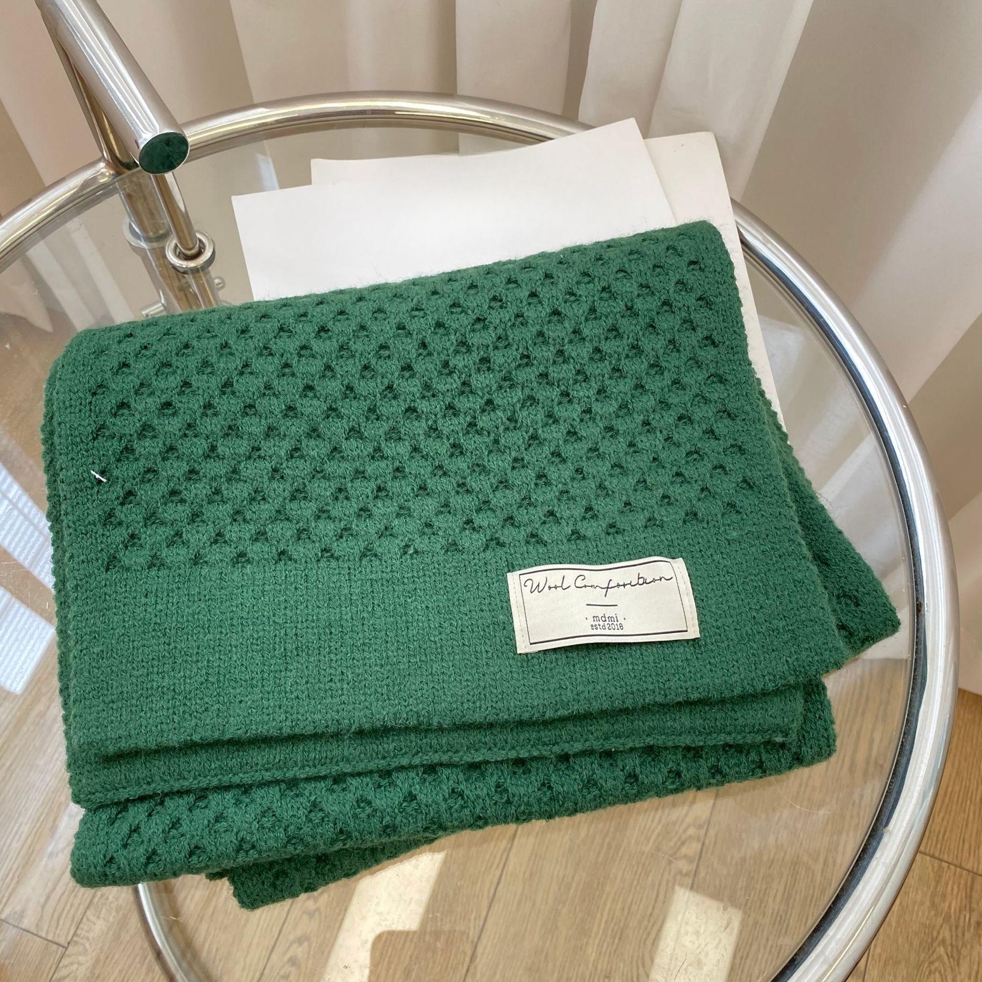 

Autumn and Winter Korean Style Japanese Solid Color Knitted Pineapple Couple Students Versatile Thickened Warm Scarf 170cm