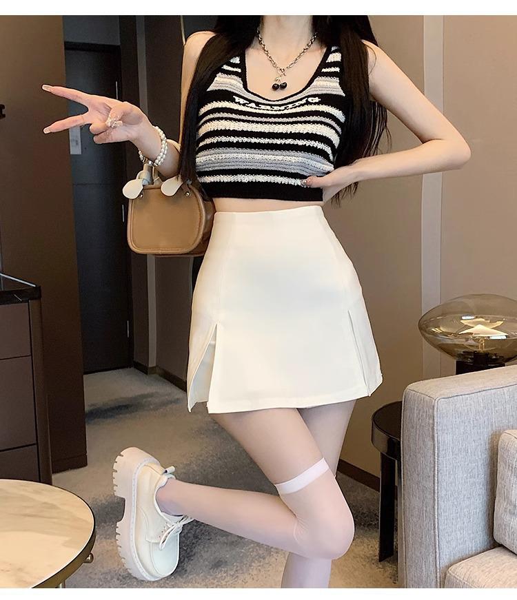 Black A-line Mini Skort for Women - Versatile, High-end Spring/Summer 2024 Fashion.