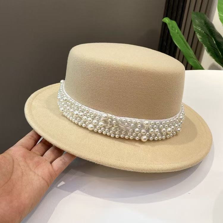 Celebrity Style Pearl Woolen Top Hat Female Autumn and Winter Elegant Fashion Retro Hepburn Style Flat Top Hat Autumn and Winter England