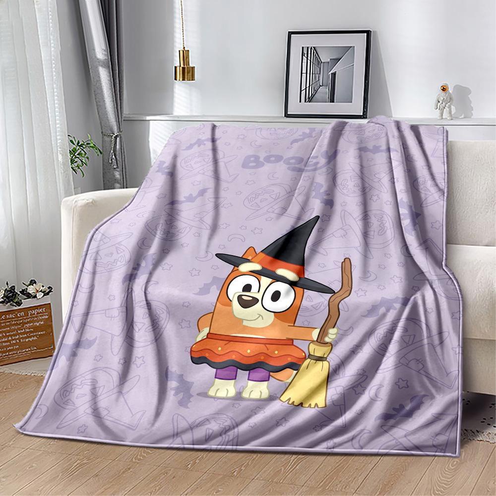 Yellow Robotic Hero Blanket Comfortable Suitable for Sofa Picnics Bed for All Seasons Stylish Decor Perfect Gift for Relatives and Friends