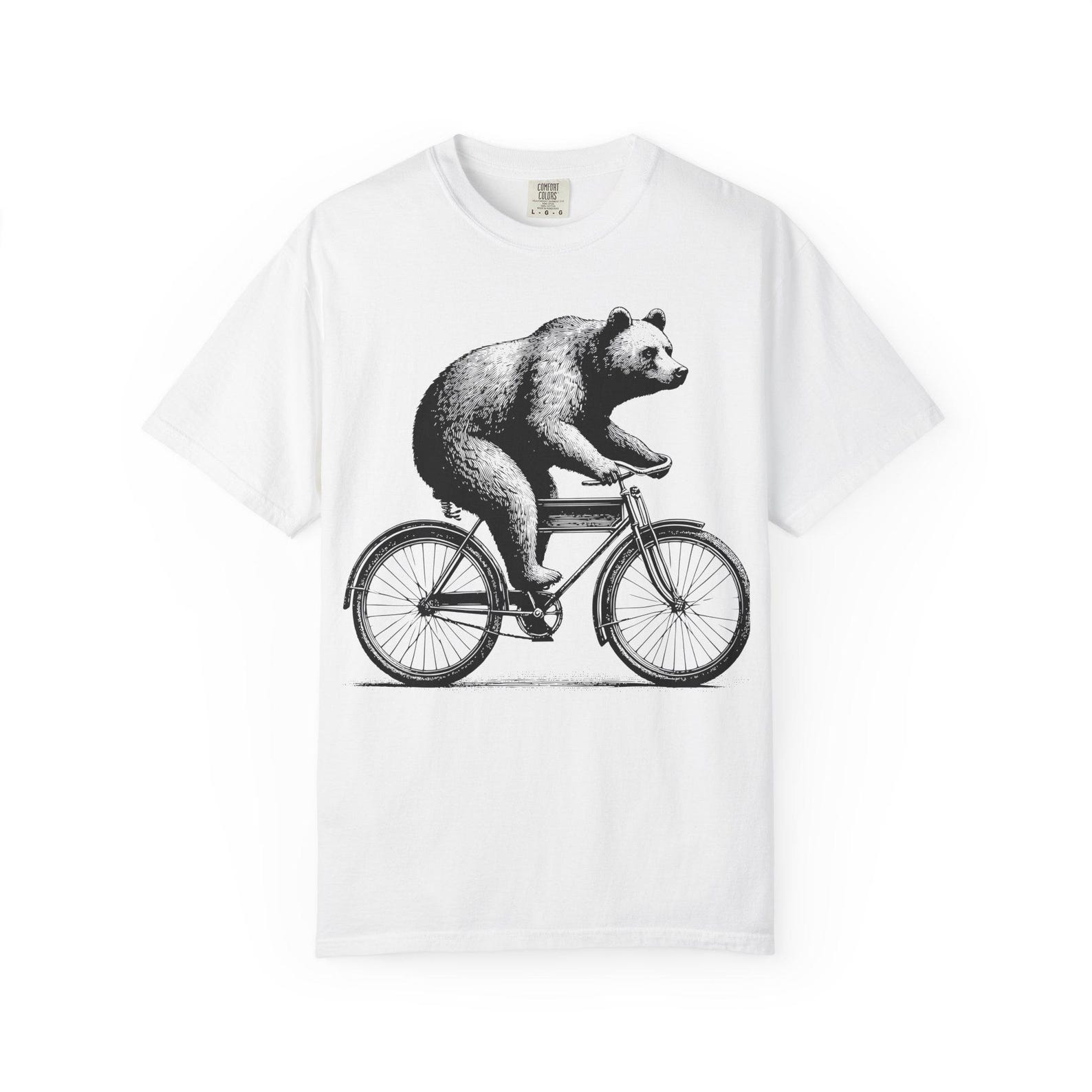 Whimsical Bear Bicycle T-Shirt: Vintage Style Unisex Tee M