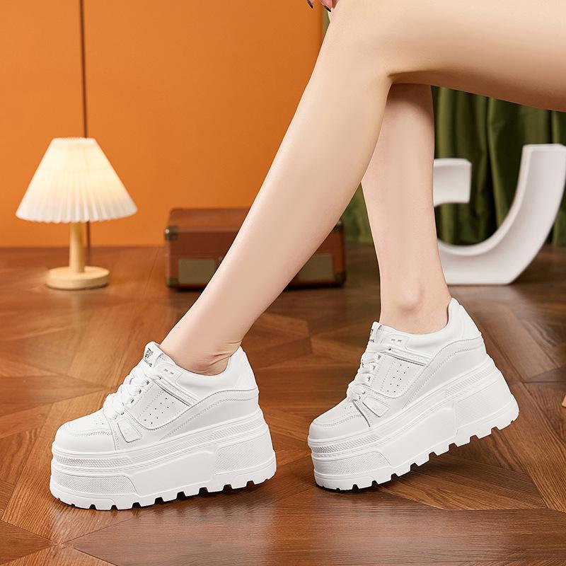 Platform white shoes women's 2025 spring new muffin sole casual shoes fashionable versatile small inner height increase women's shoes