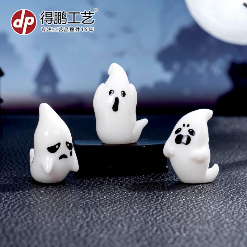 New micro landscape halloween luminous ghost ghost resin handicraft DIY ornament tabletop ornament