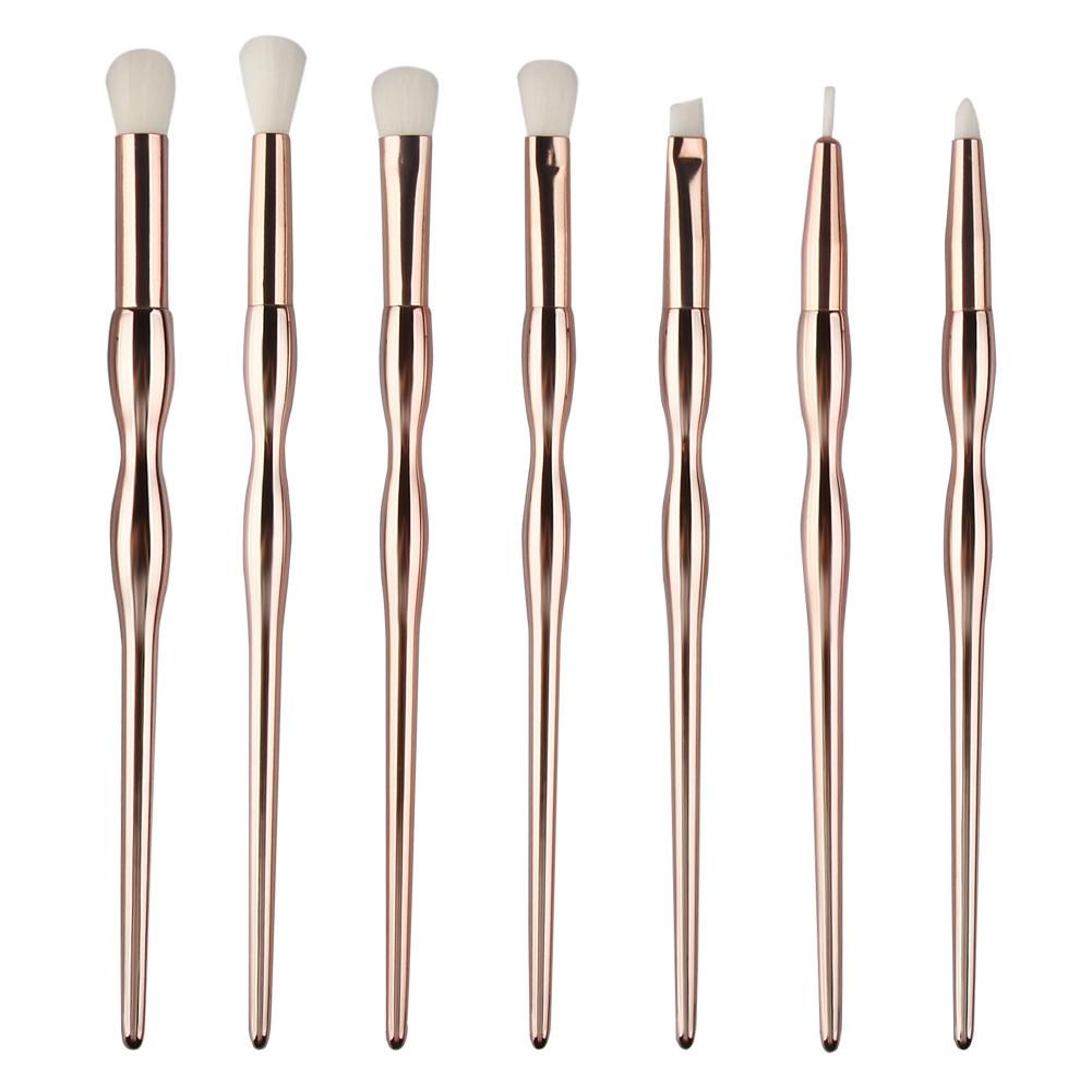 Eye Shadow Brush Set With Synthetic Fibers For Makeup Enthusiasts And Professionals