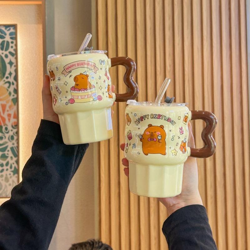 Roztomilý keramický hrnek se slámkou kapybara roztomilý dívčí hrnek na kávu praktický hrnek pro přítelkyni dárek k narozeninám