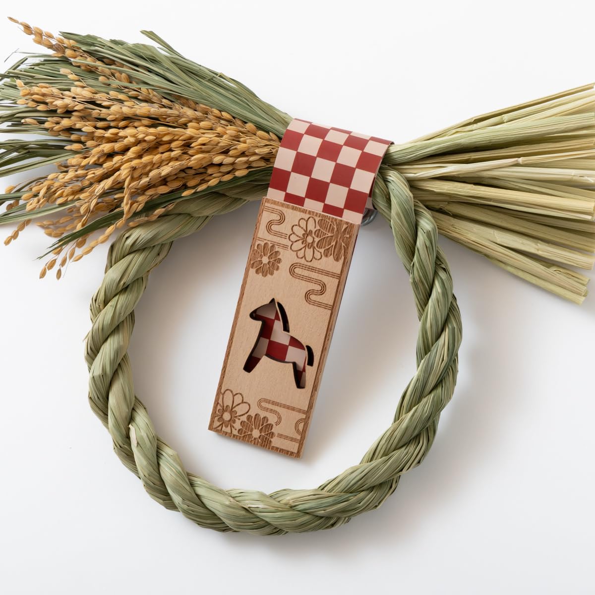 Сделано в Новой Симэнаве Сделано в городе Сиоя Включает деревянную бирку со знаком зодиака Хидэсимэ, Япония, Украшение года, (Симэкадзари), Солома, (лошадь) [МОК ЭНГИ]