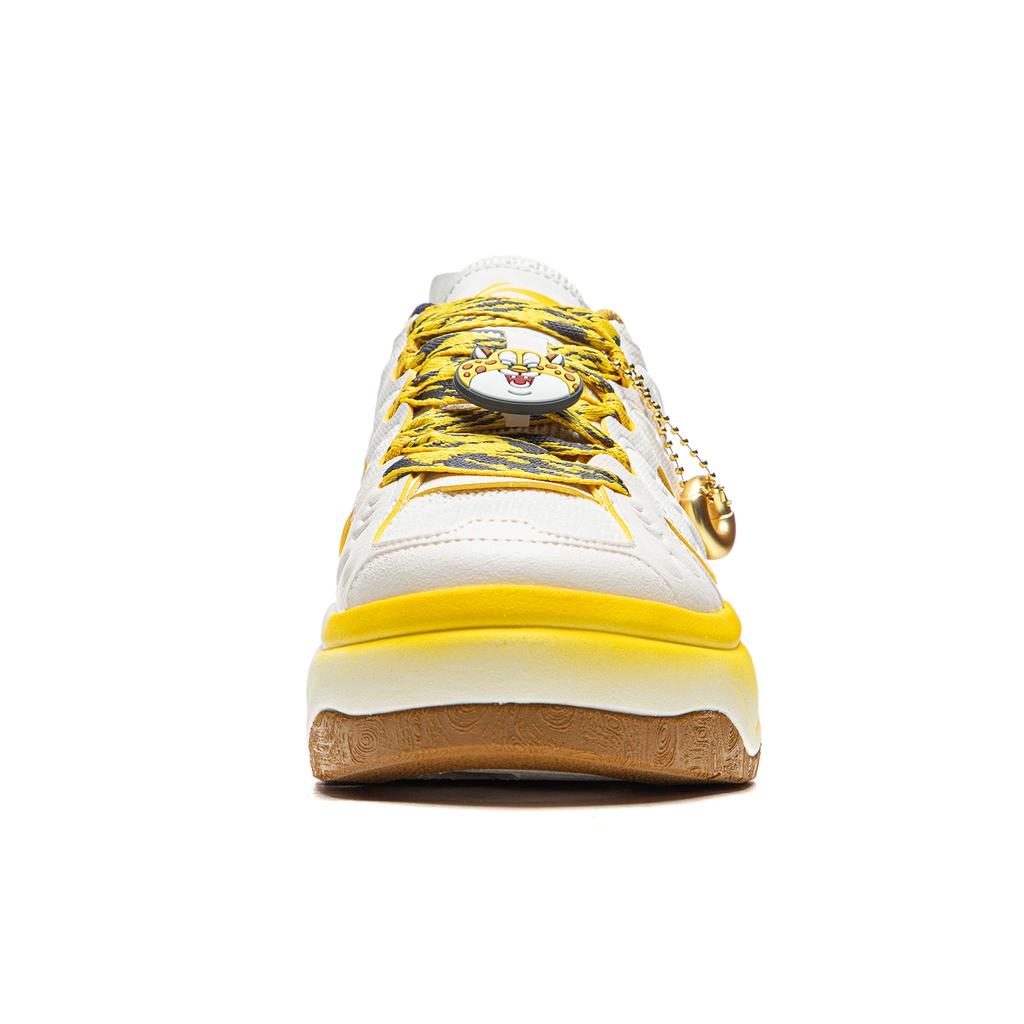 Li Ning Cheese 3.0 Abrasion Resistant, Slip Resistant, Cushioned, Lightweight Low top Skateboard Shoes Women's AGCW072-5