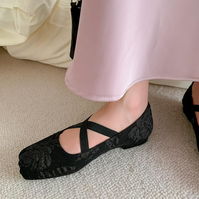 Spring New National Style Cheongsam Hanfu Shoes Shallow Mouth Casual Retro Single Shoes Foot Cover Women's Versatile Soft Sole Square Head