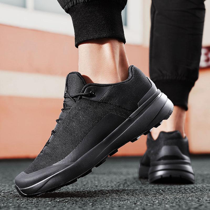 

Foreign trade high-end men s shoes outdoor lightweight hiking shoes trend versatile fashion men s shoes non-slip tide shoes 44 чорний