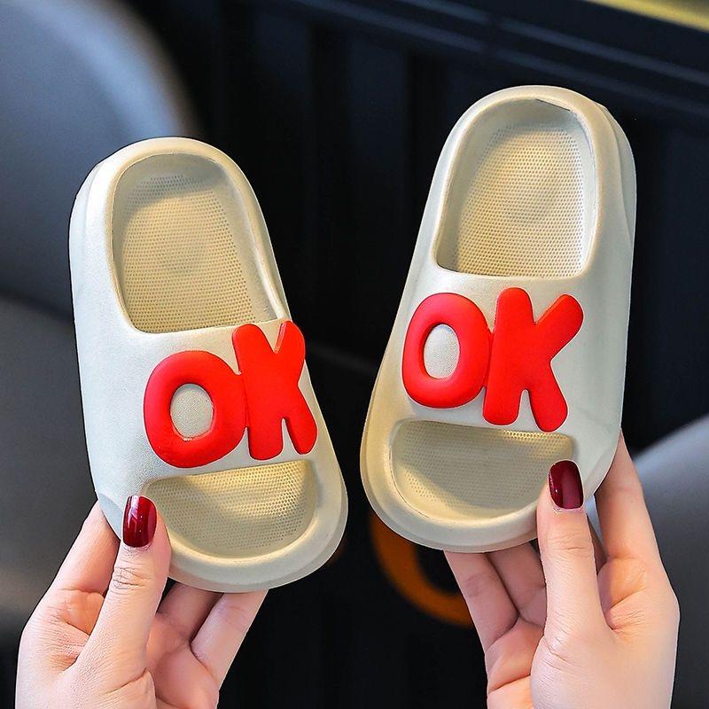 2025 Bestseller Mädchen Prinzessinnen-Stil Kinder Sommer Hausschuhe Mode Rutschfest Baby Weicher Boden Flach Schmutzresistent