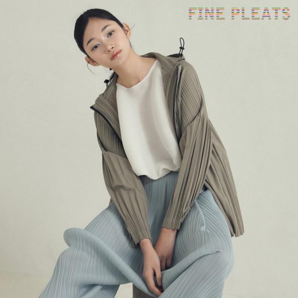Fine Pleats High Neck Hooded Jumper Gray Khaki FREE