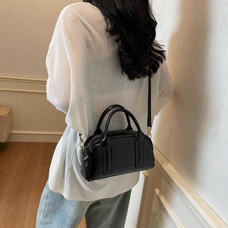 Handbag Women's New Shoulder Messenger Bag Solid Color Small Square Bag Women