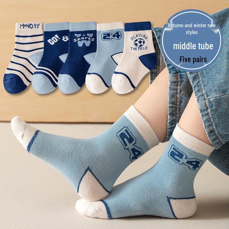 

25 New Autumn/Winter Solid Color Girls Mid-Calf Cotton Socks 1-3 years, shoe size 16-22