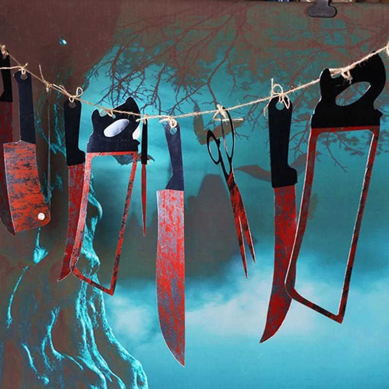 

12pcs/set Halloween Plastic Blood Knife Tool Set Horror Haunted House Hanging Knife Garland Banner Halloween Decoration червоний