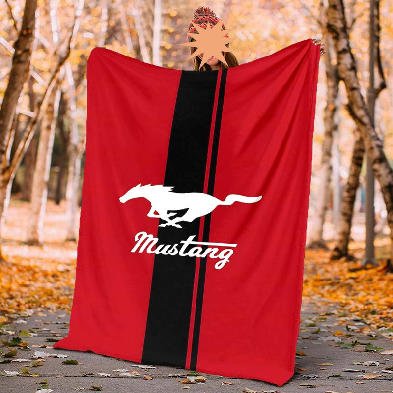 Flanelová deka Mustang Měkká Teplá Celoroční Přehoz, Design pro Kempování, Cestování Autem, Turistiku Pohovku, Postel, Kancelář Perfektní Dárek na Večírky