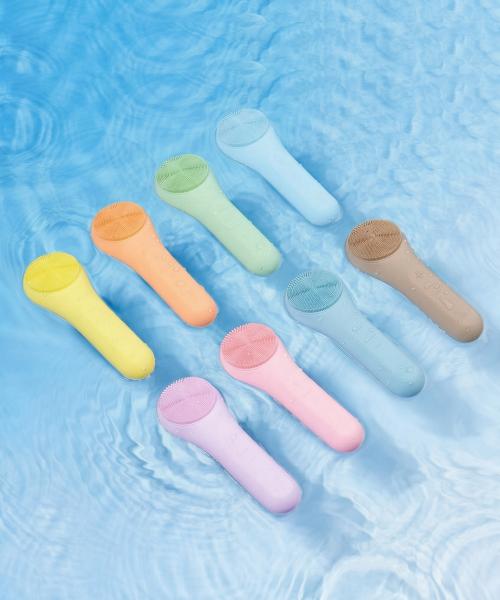 Silicone vibrating cleanser facial cleansing brush cleansing beauty device Dark Black