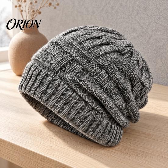 Easy Match Winter Cap Women's Ponytail Beanies, Warm Cable Knit Hat with Practical Gift for Her Hole, Thick Acrylic Outdoor Cold Weather Skull Ladies