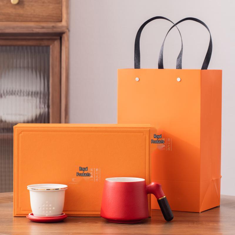 Chinese Style Ceramic Cup Gift Set with Lid and Wooden Handle - Three-Piece Tea Cup with Filter