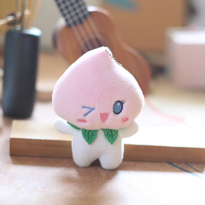 

Peach Cute Keychain Cartoon Girl Backpack Decoration Plush Pendant Gift Doll розовый