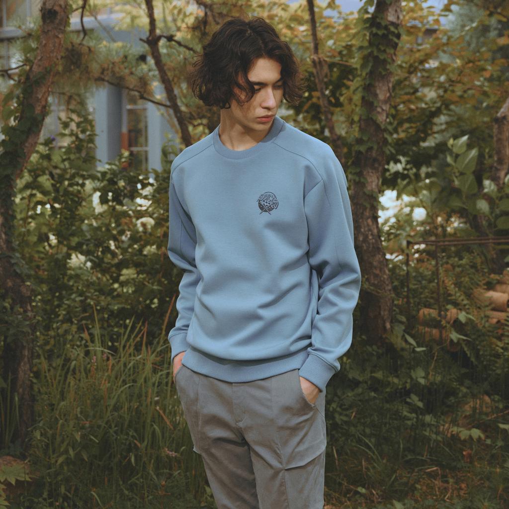 CHALLENGER Men'S Big Logo Cut-Out Long Sleeve Sweatshirt Pale Blue