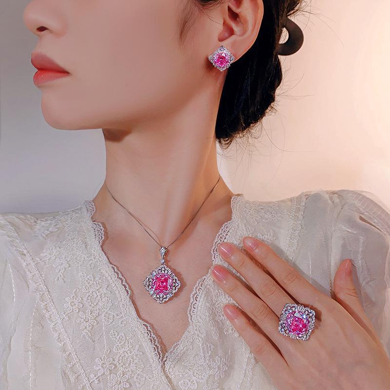 Jewelry Copper Bottom Gold-Plated Simulation Millennium Dragon Fruit Color Temperament Set Main Stone 16-10M