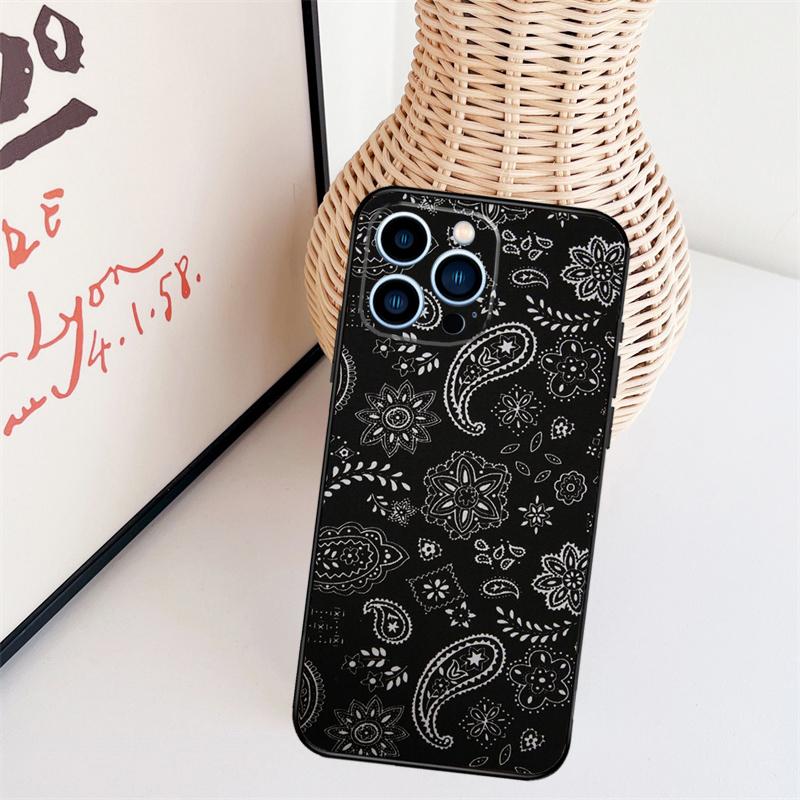 Coque de téléphone Paisley Bandana Noir Pour iPhone 16 Pro Max 15 14 13 11 12 17 Pro Max mini 15 16 Plus 16e 17 Air Cover