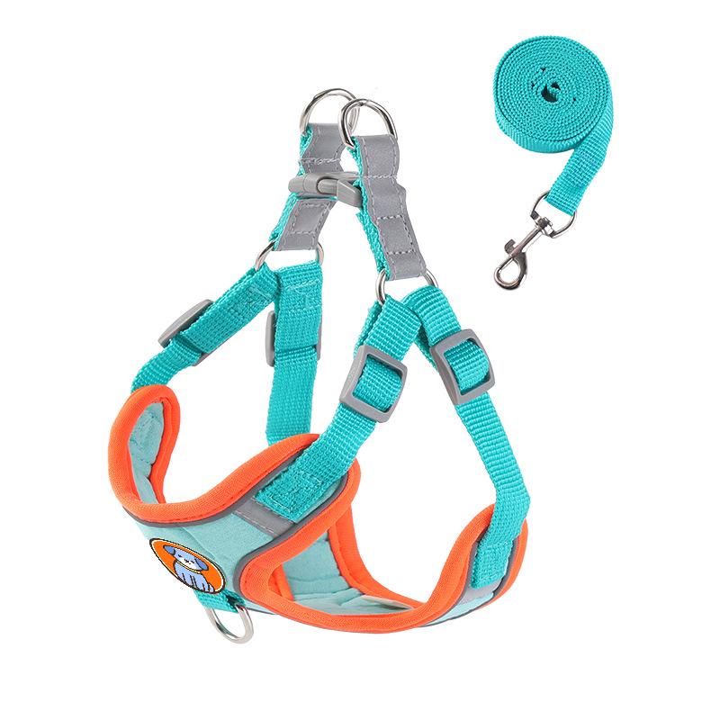 

Reflective Anti-Escape Pet Harness and Leash Set for Small Dogs XL (20-28 Jin)