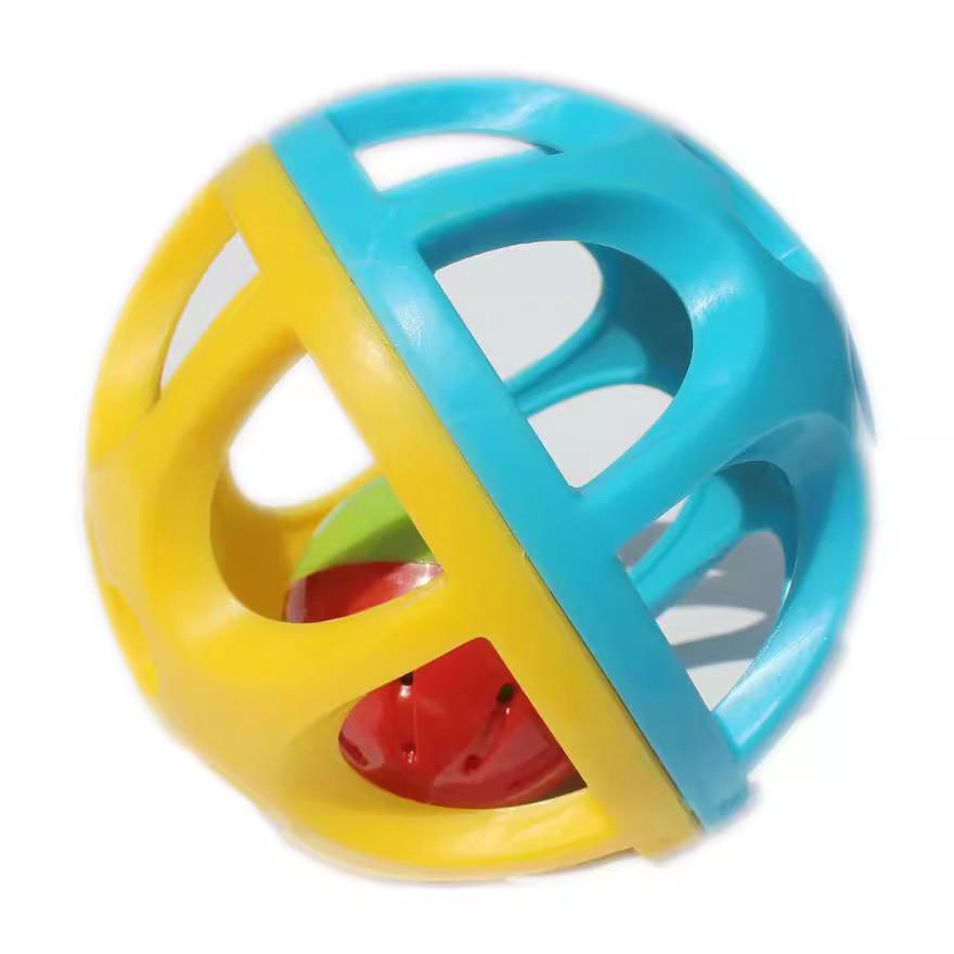

Rattle & Grip Baby Ball with Holes жёлтый/синий